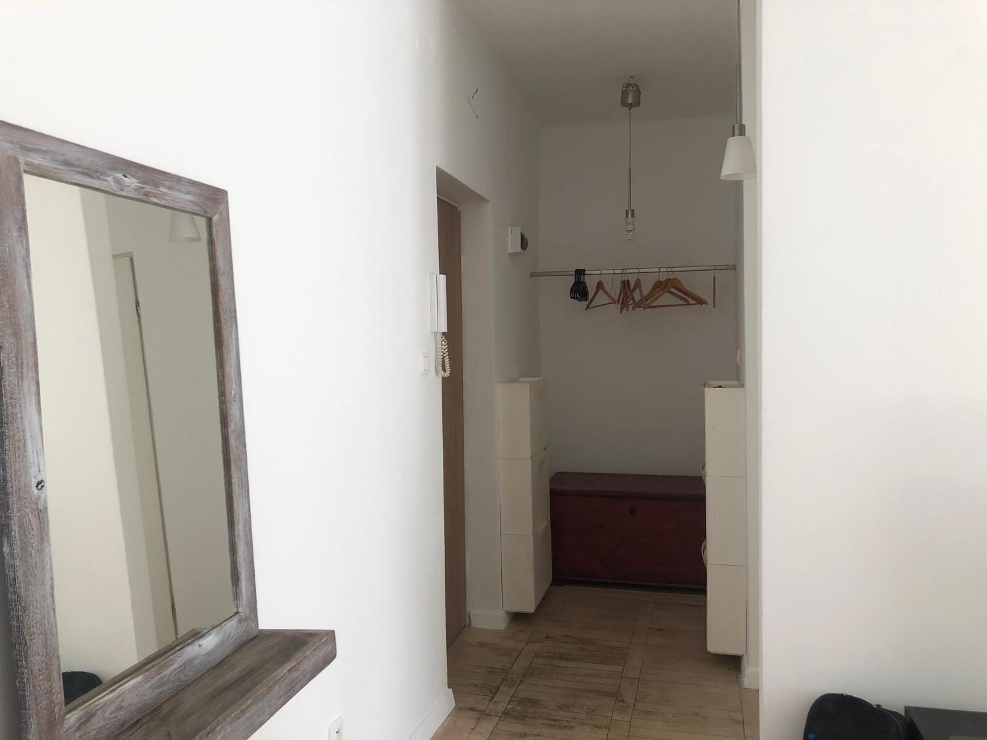 Ciche Mieszkanie Z Balkonem Apartament Warszawa